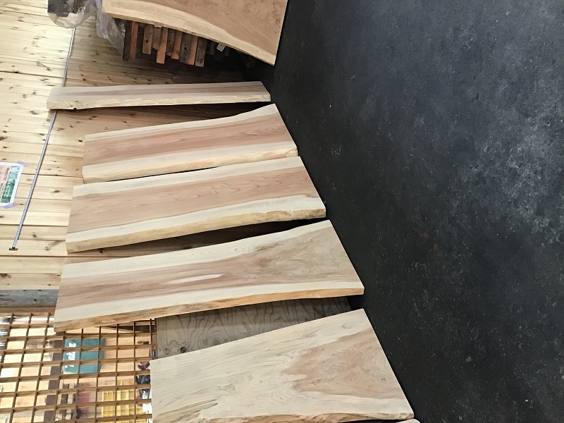 2025木のデパート、こちらの杉の板