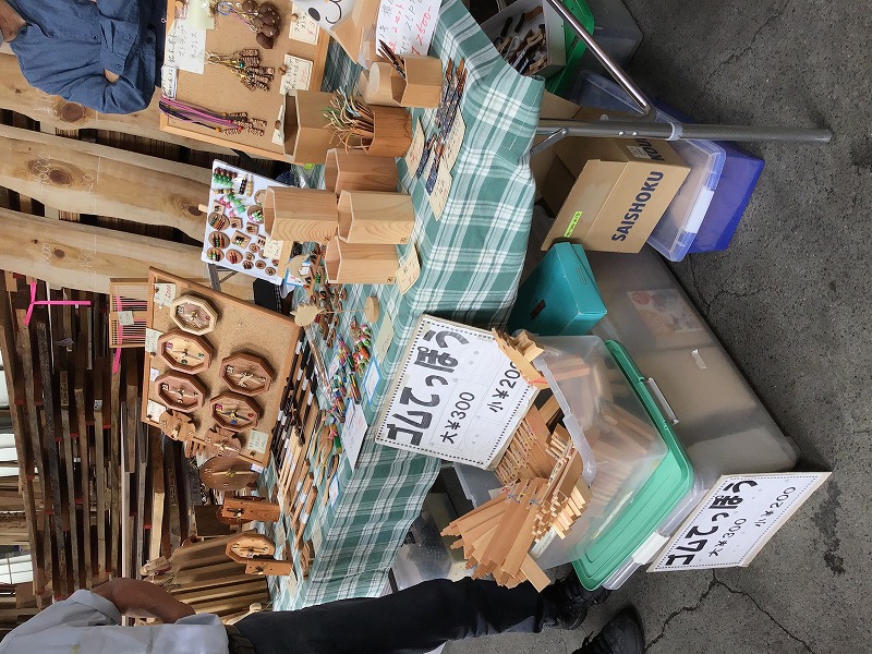 2025木のデパート、クラフト作家さんの作品